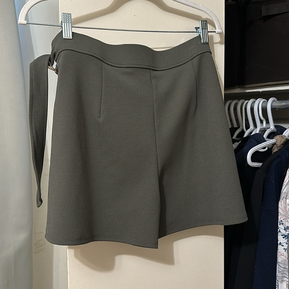 H&M Skort - Picture 3 of 3